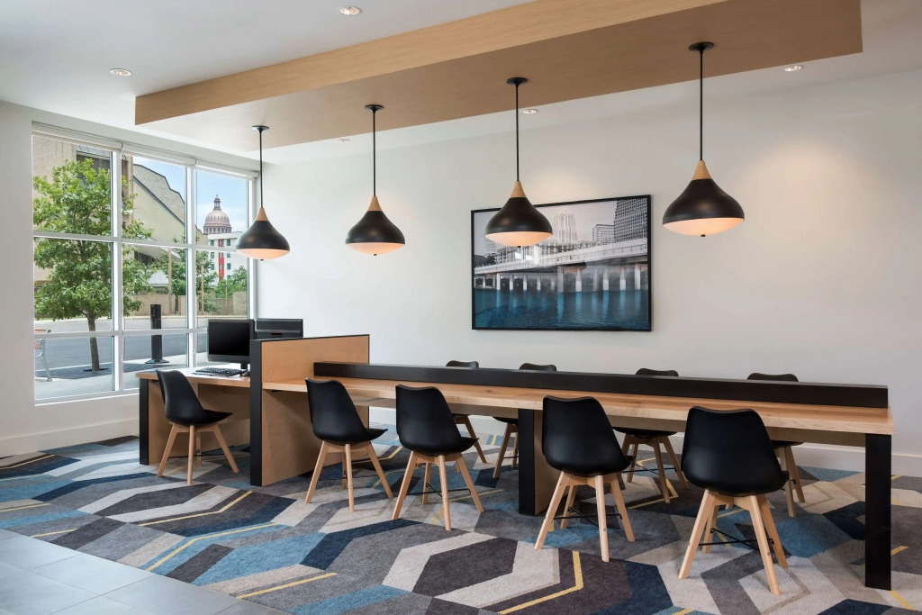 Hyatt House Austin/Downtown