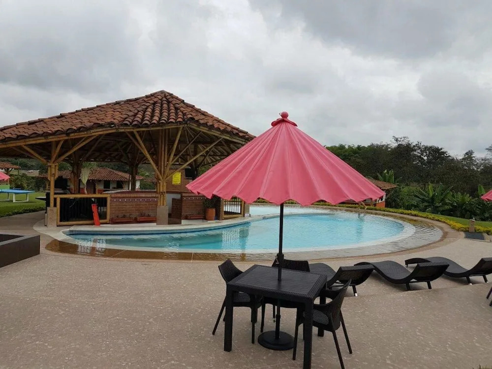 Hotel Campestre Montecarlo