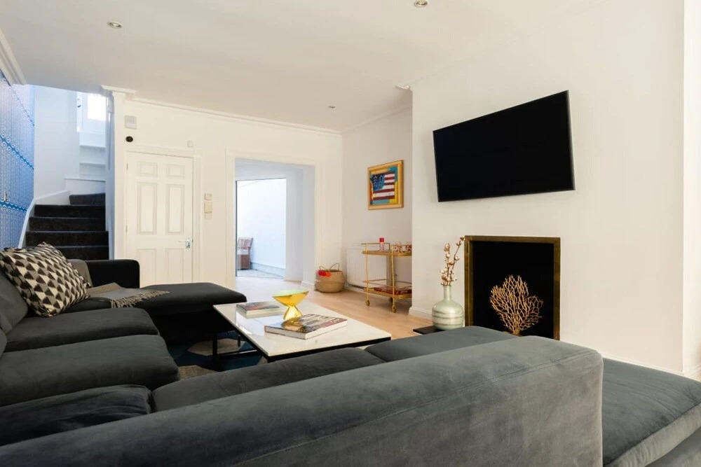 The South Kensington Place - Modern Bright 4bdr Townhouse