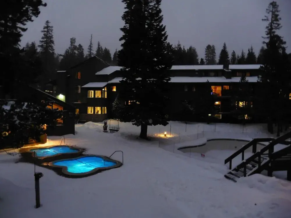 St, Anton Courtyard View 1-Bedroom Condos with Dry Sauna