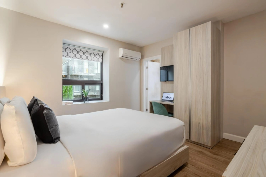 Olympia Hotel By Lodgo
