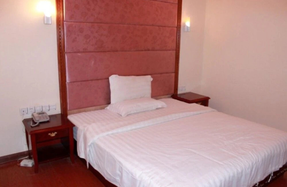Huizhou 123 Hotel Jiangbei Branch