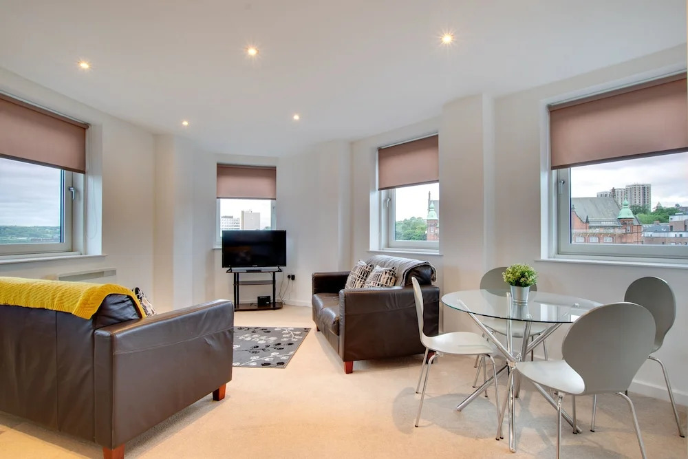 City Centre 5th Floor Apartment