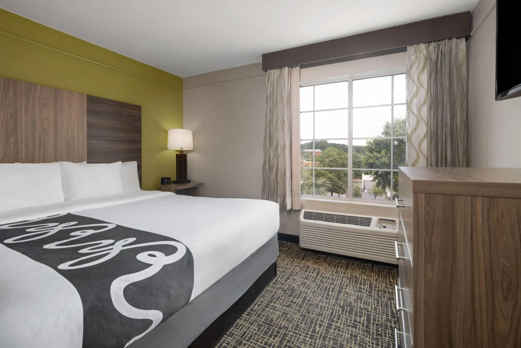 La Quinta by Wyndham Atlanta Stockbridge
