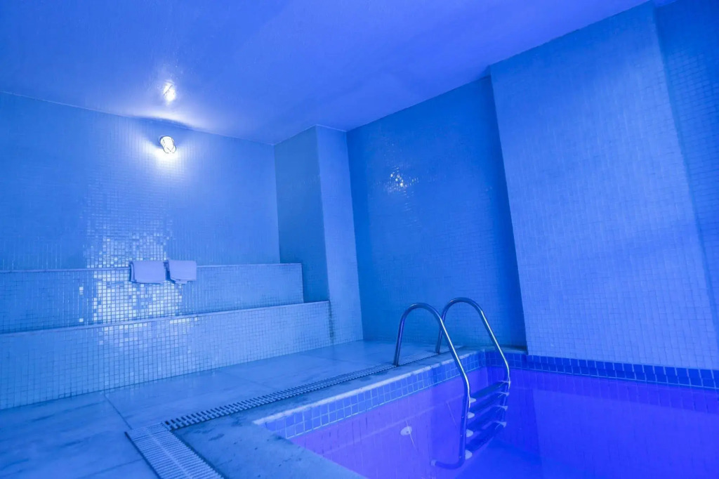 Vista Park Hplus Long Stay