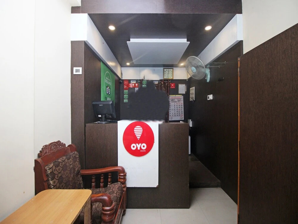 OYO 9632 Hotel Prestige Residency
