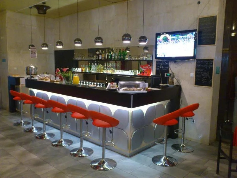 Silver Beach Retro Hotel