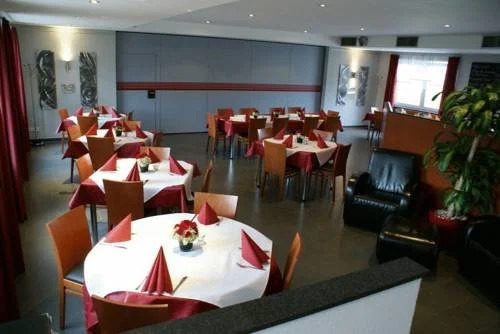 Hotel More