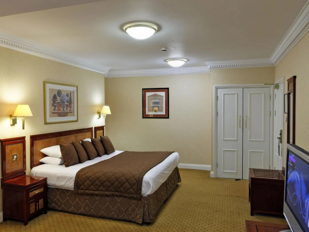 Grange Clarendon Hotel