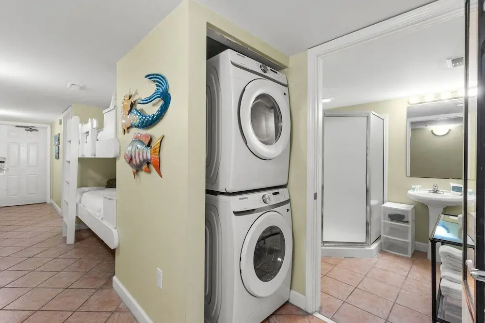 Pelican Isle 216 - Surfside Haven
