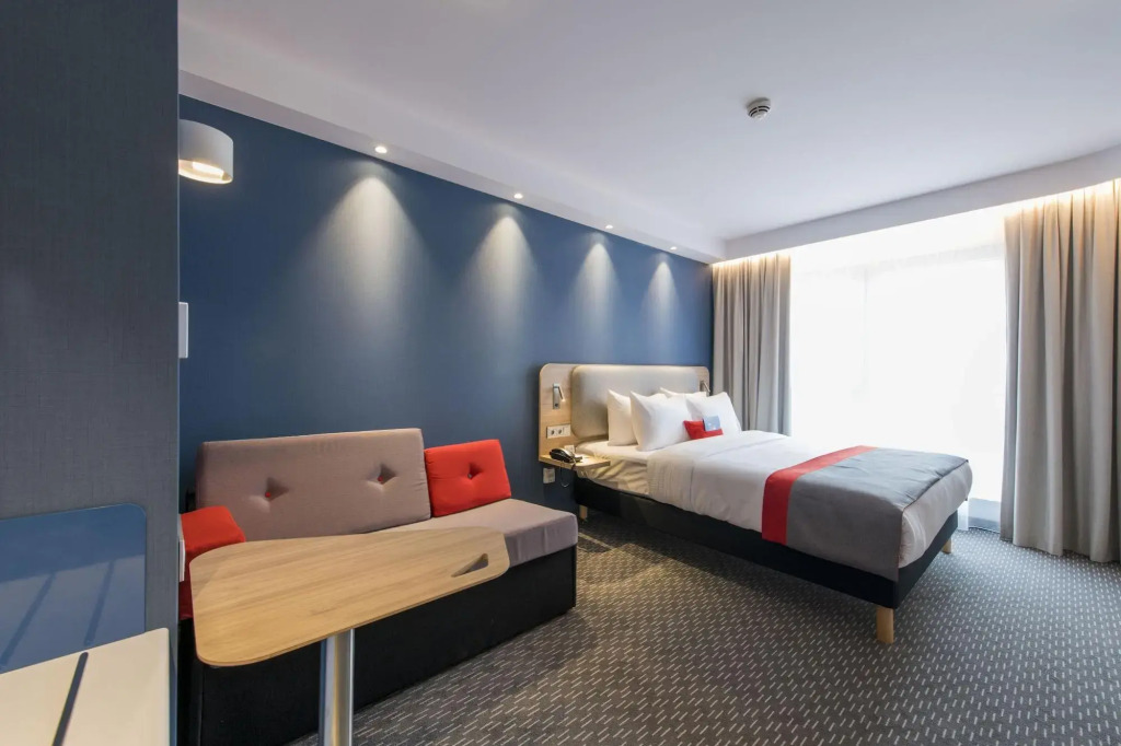Holiday Inn Express Warsaw - Mokotow by IHG
