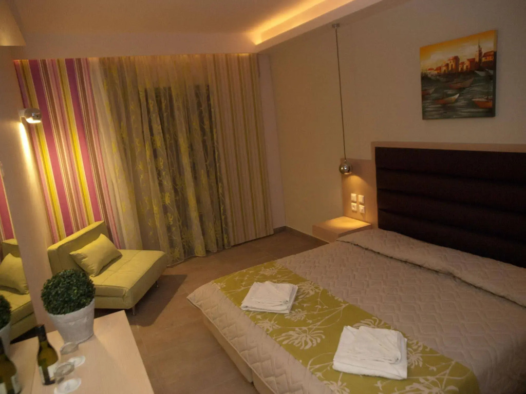 Pantheon Hotel