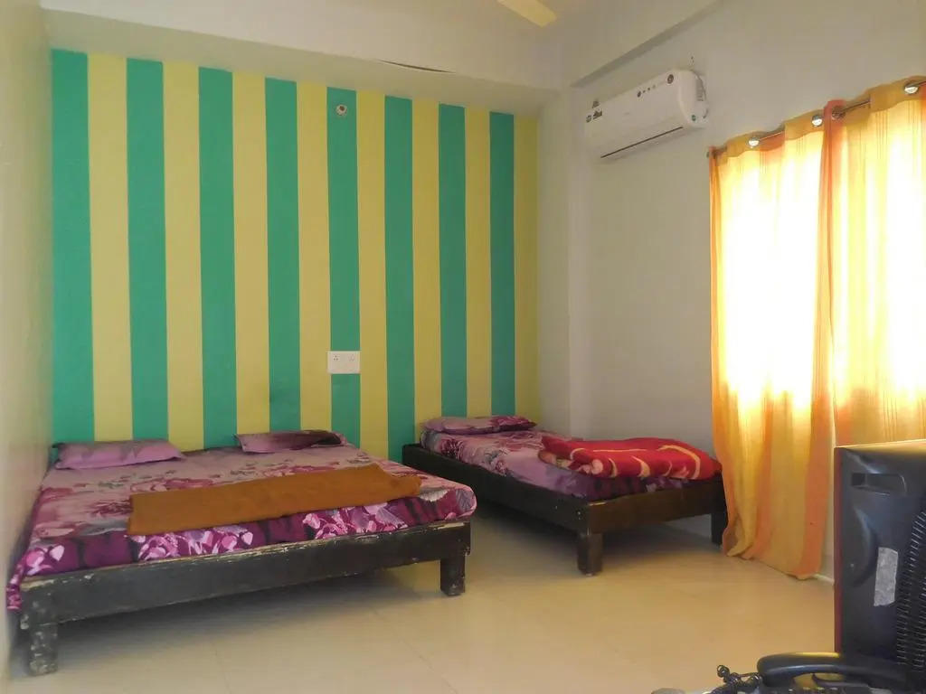 Hotel Shri Radhe Krishna