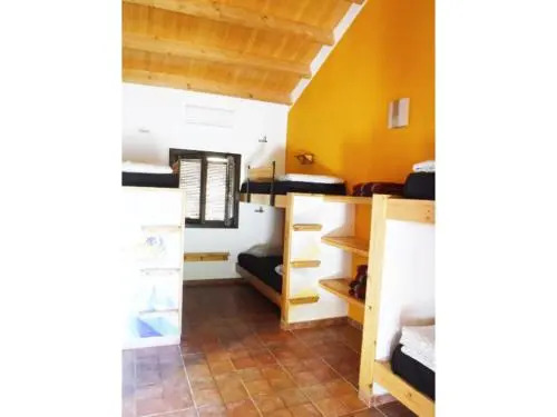 Tantaka - Albergue de los Meleses - Hostel