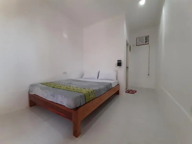OYO 643 Green Dales Hostel