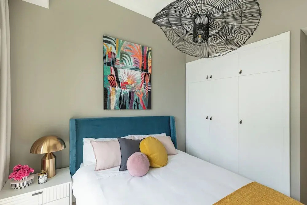 WelHome - Luxury 1BR Apt Mayfair Residency in Business Bay