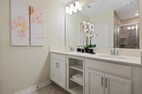 Two Bedrooms Apartment Storey Lake Orlando 103