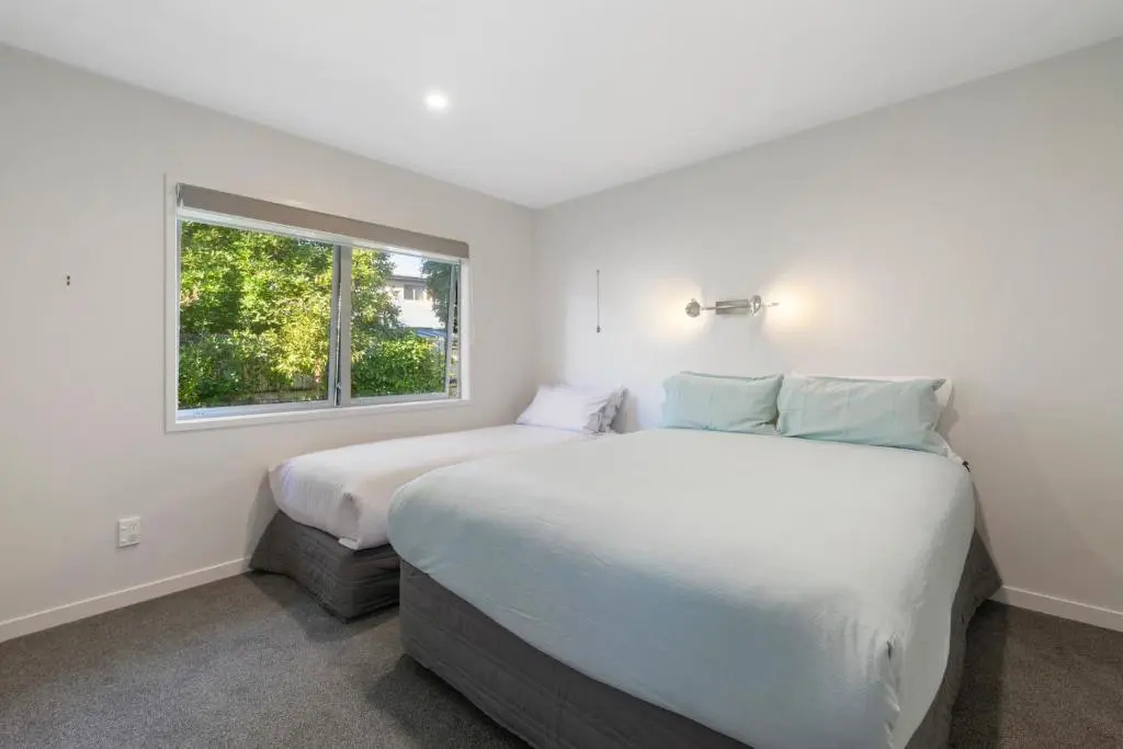 Stunner on Stanley - Wharewaka Holiday Home