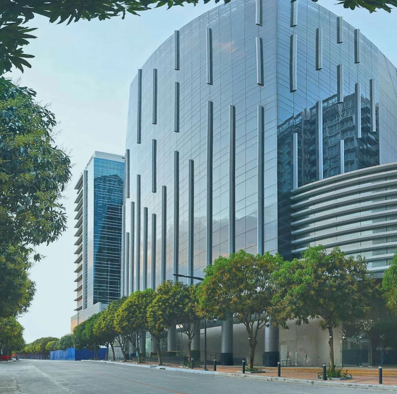 8 Newtown Boulevard by Hiverooms