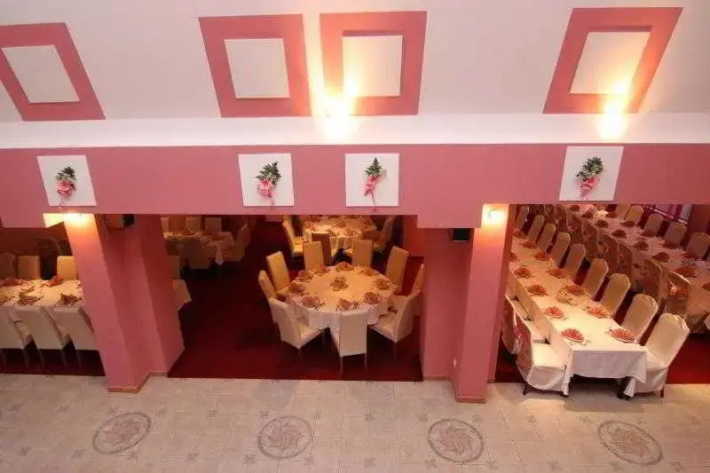 Hotel Delminium