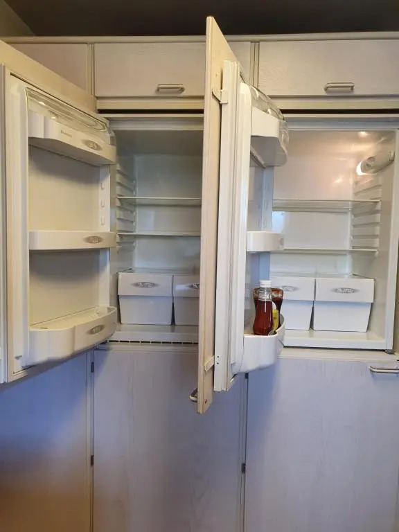 Large apartment with 4 bedrooms, central location