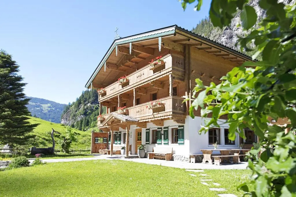 Alpenchalet Lacknerbrunn bis 23 P
