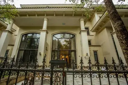 Qingyuan Gaopin Group Vienna Villa