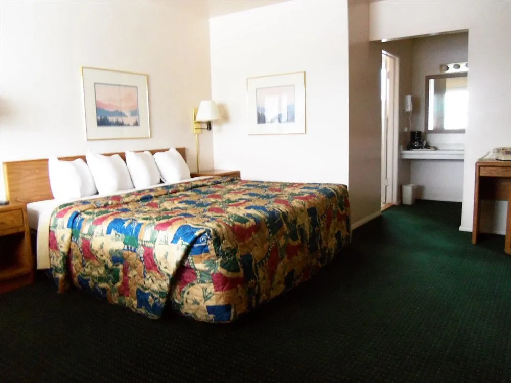 Apollo Motor Inn