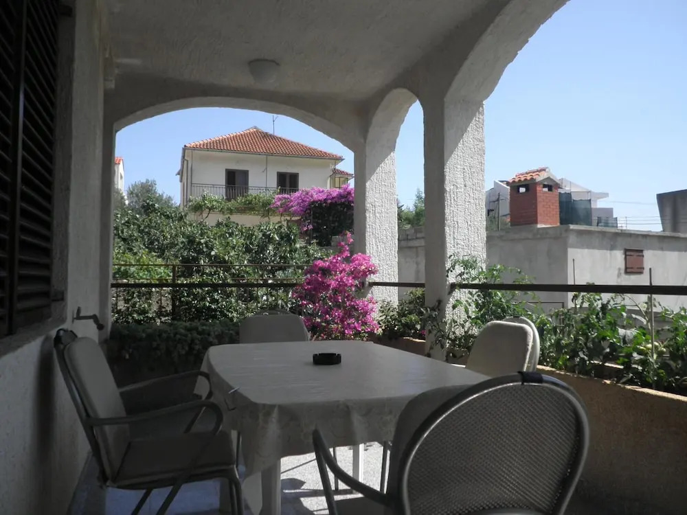 Apartments Romanić Brodarica / Two Bedroom A1