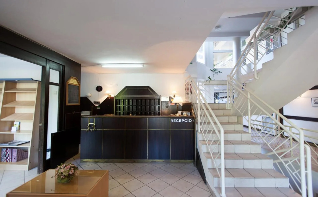 Hotel Radio Inn