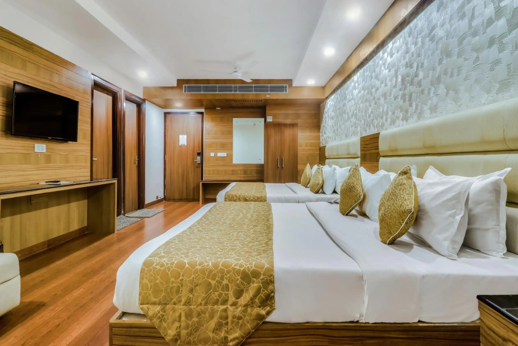 Hotel Kalka Royal