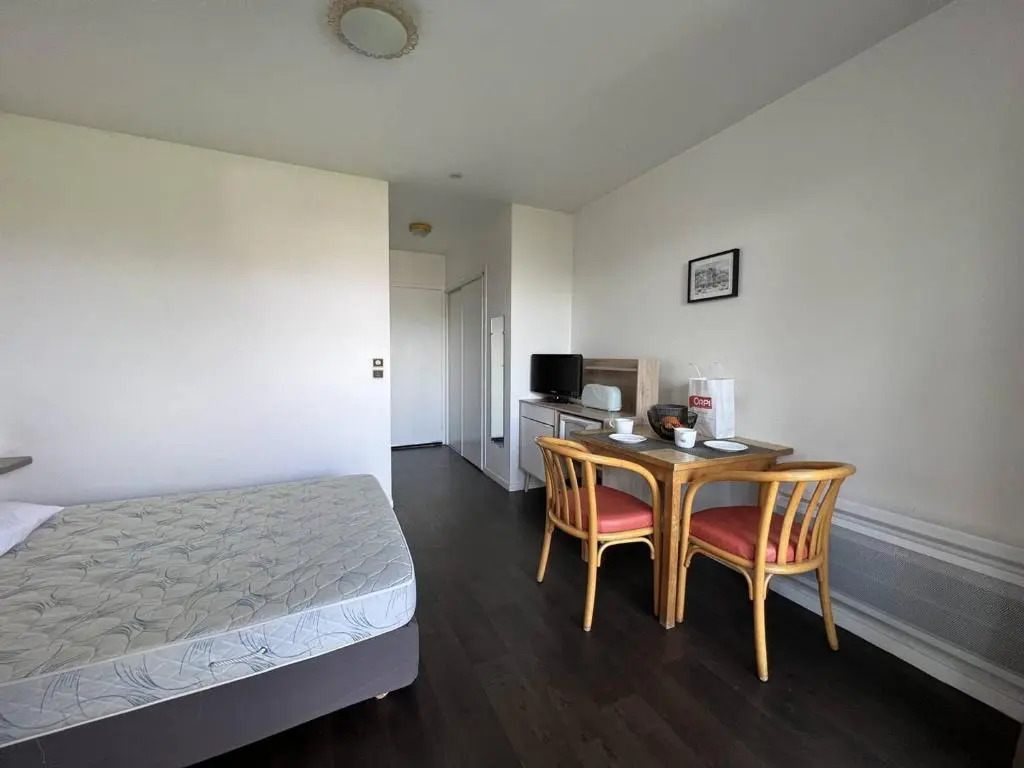 Appartement Cambo-les-Bains, 1 pièce, 2 personnes - FR-1-495-100