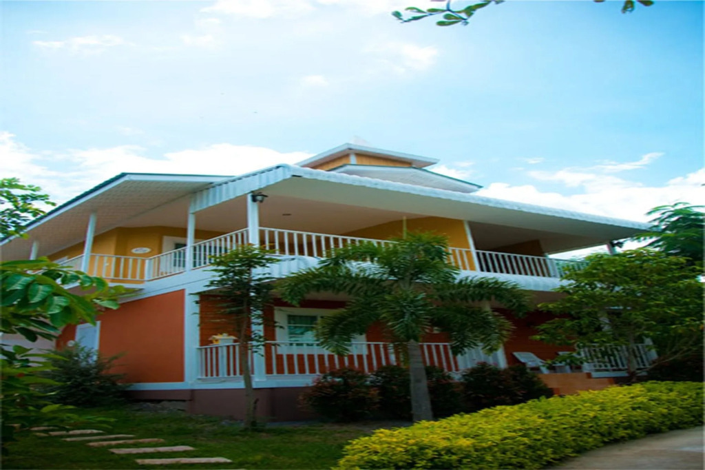 Belmont Village Hotel