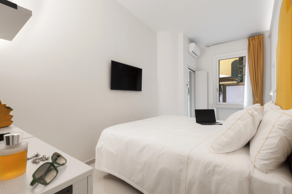 Opera Suites