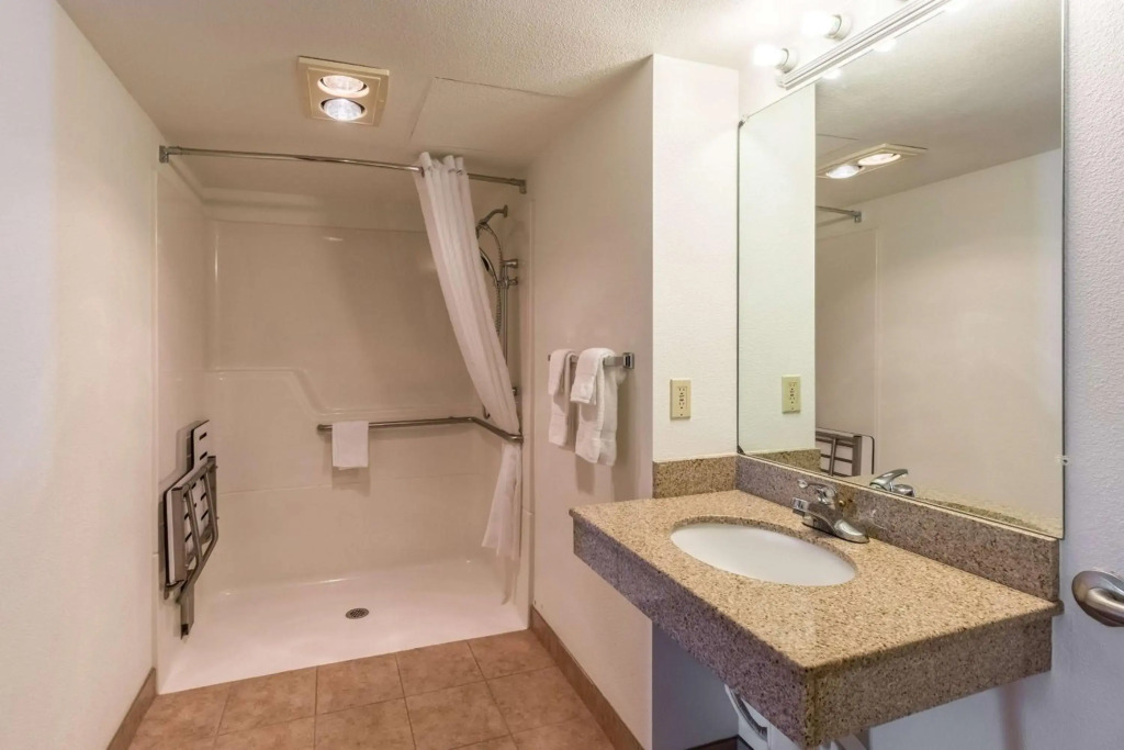 Motel 6-Astoria, OR