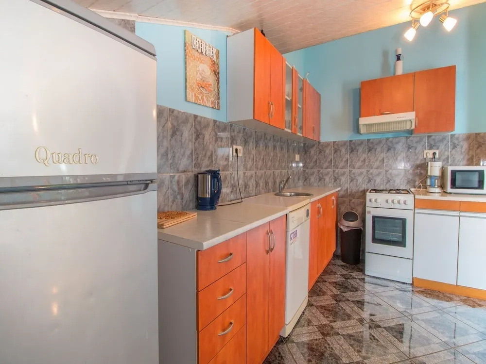 Secluded Holiday Home in Azillanet With Private Pool