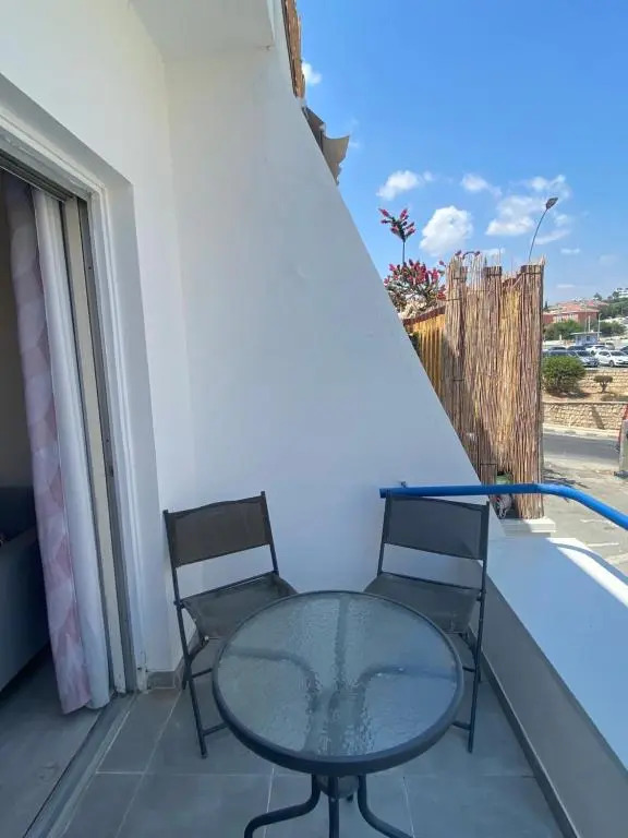 1-bedroom duplex 100m by the sea