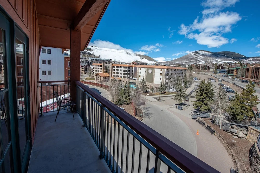 Two Bedroom Condo with Balcony over Mountaineer Square - Just Steps from the Slopes! 2 Condo - No Cleaning Fee! by RedAwning