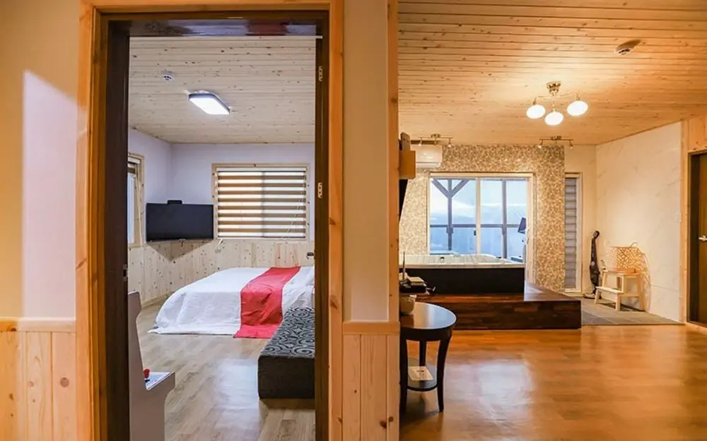 Inje Baekdam Rainbow Pension(인제 백담레인보우펜션)