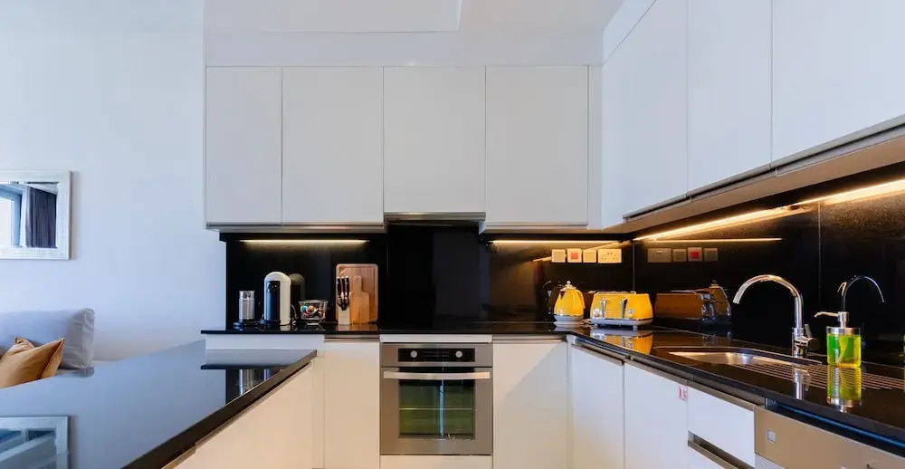 Stylish 1BR unit Address Marina