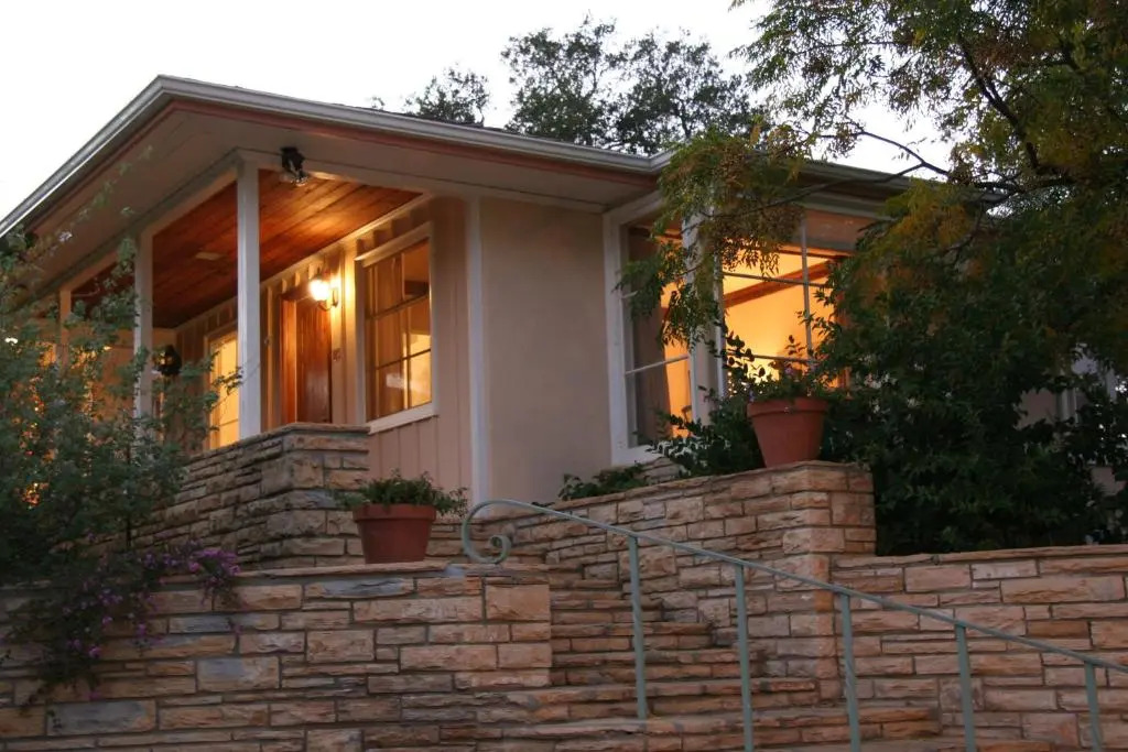 Ojai Retreat & Inn