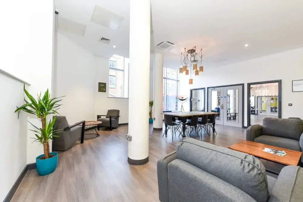 Student Only Swanston House