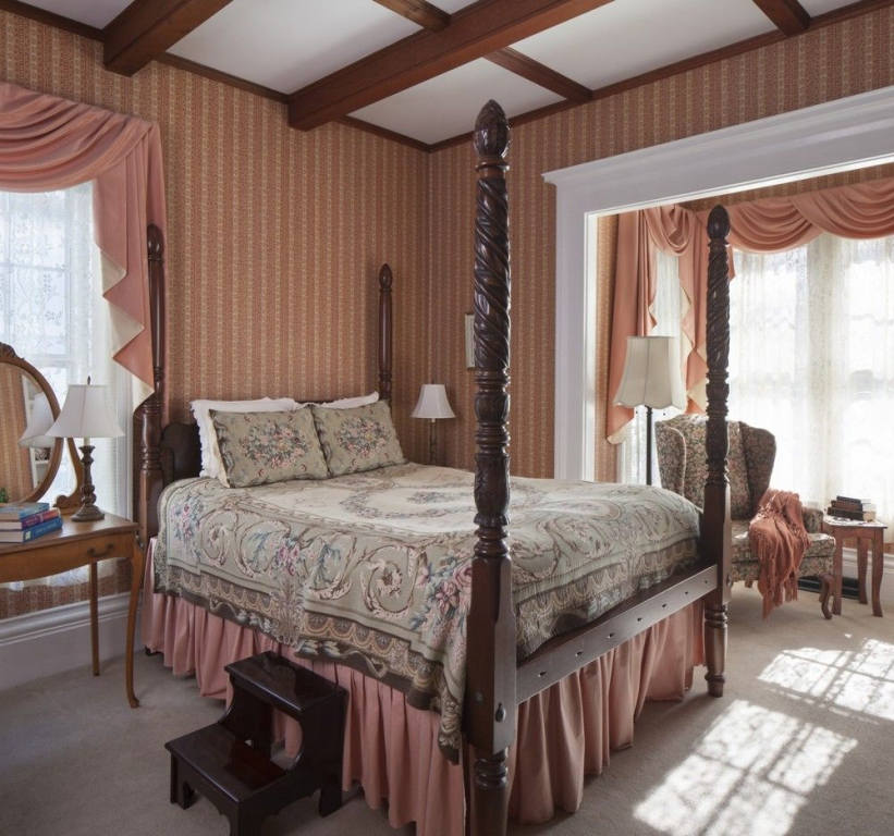 Isaiah Jones Homestead Bed and Breakfast