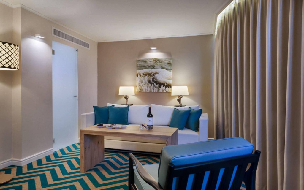 Oasis Spa Club Dead Sea Hotel - 16 years Plus