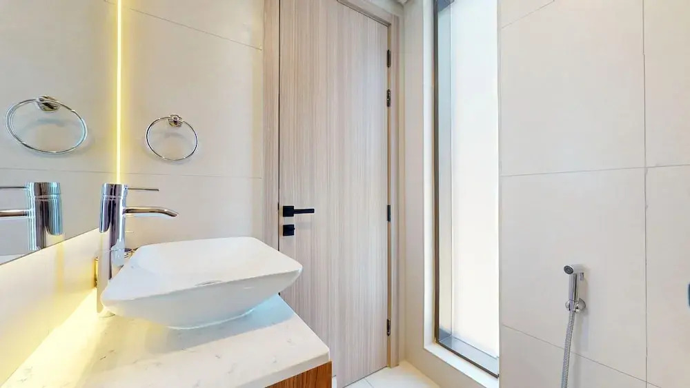 Al Jaddaf - Boutique Xll 505