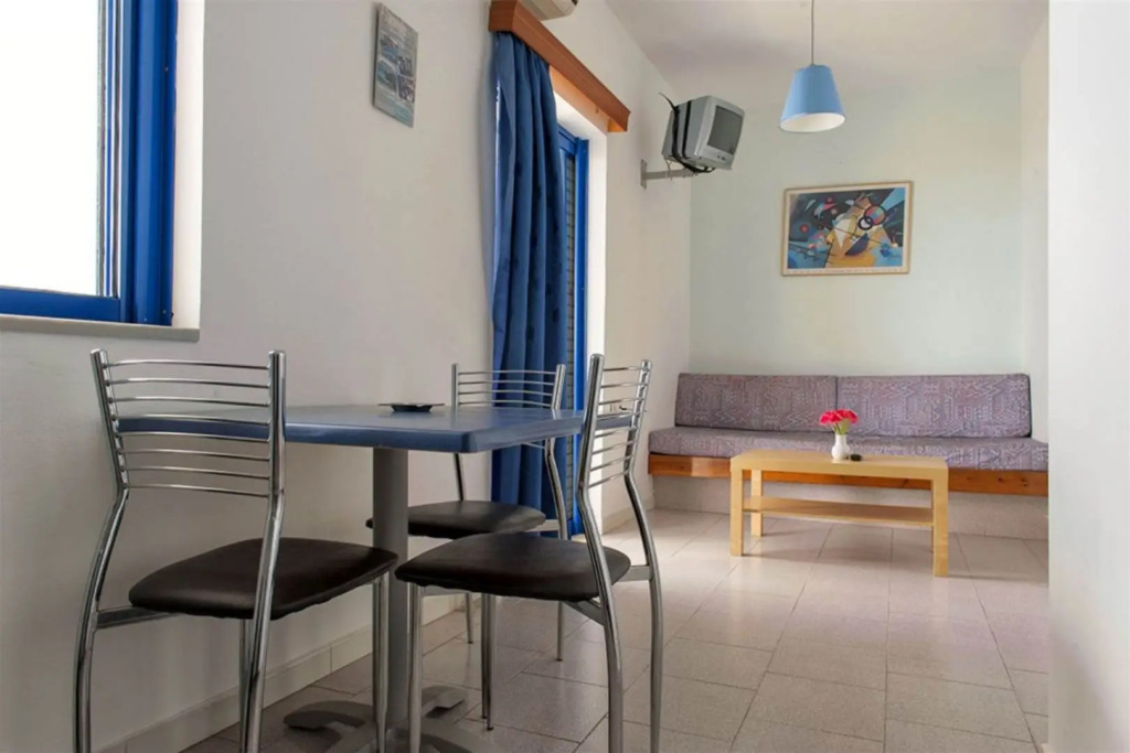Ariadne Apts