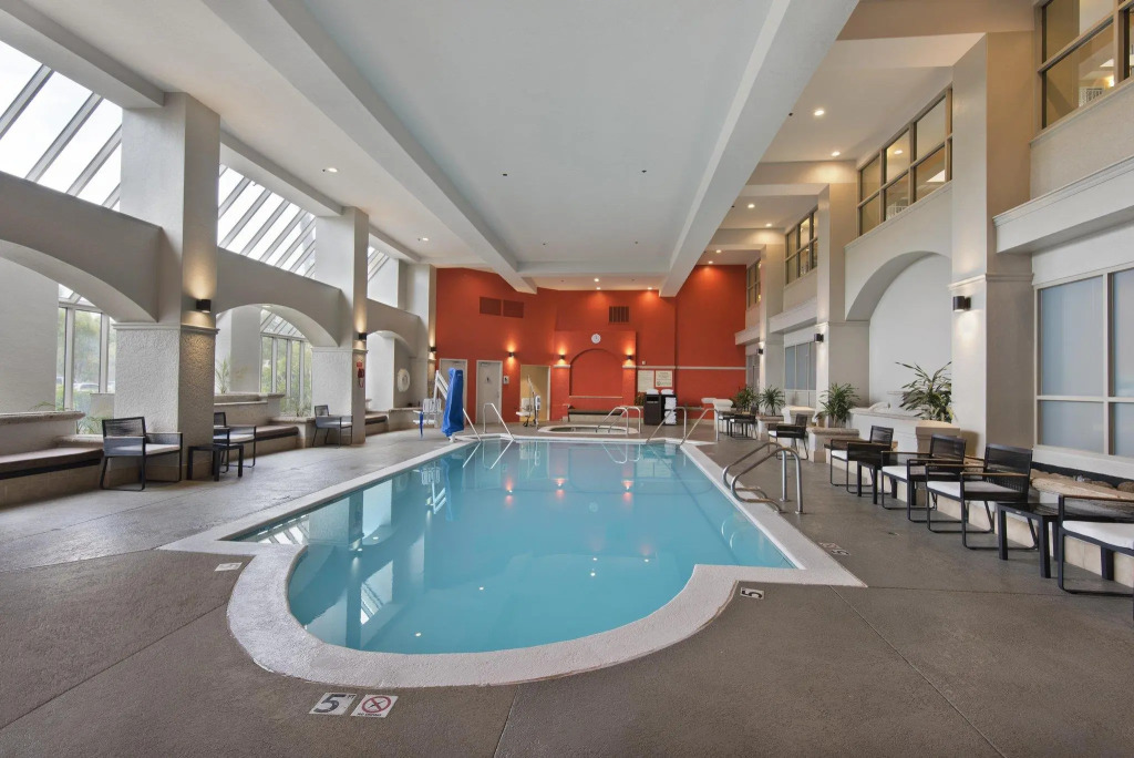 Embassy Suites by Hilton Los Angeles Downey