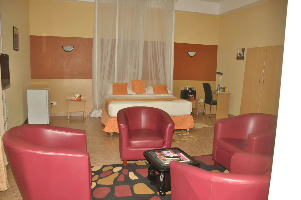 Eureka Place Hotel Kampala