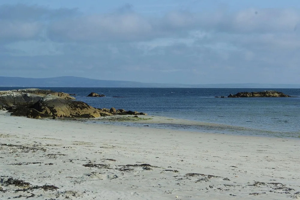 4-bed Cottage in Co. Galway 5 Minutes From Beach