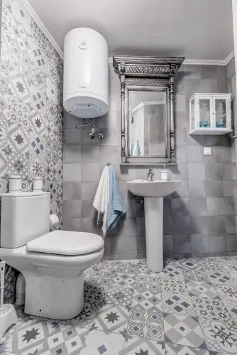Papalina Suite